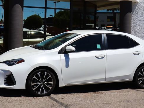 Used 2019 Toyota Corolla SE w/ Protection Package FWD image 7