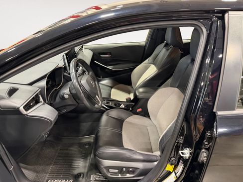 Used 2020 Toyota Corolla XSE FWD image 10