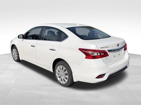 Used 2017 Nissan Sentra SV FWD image 5