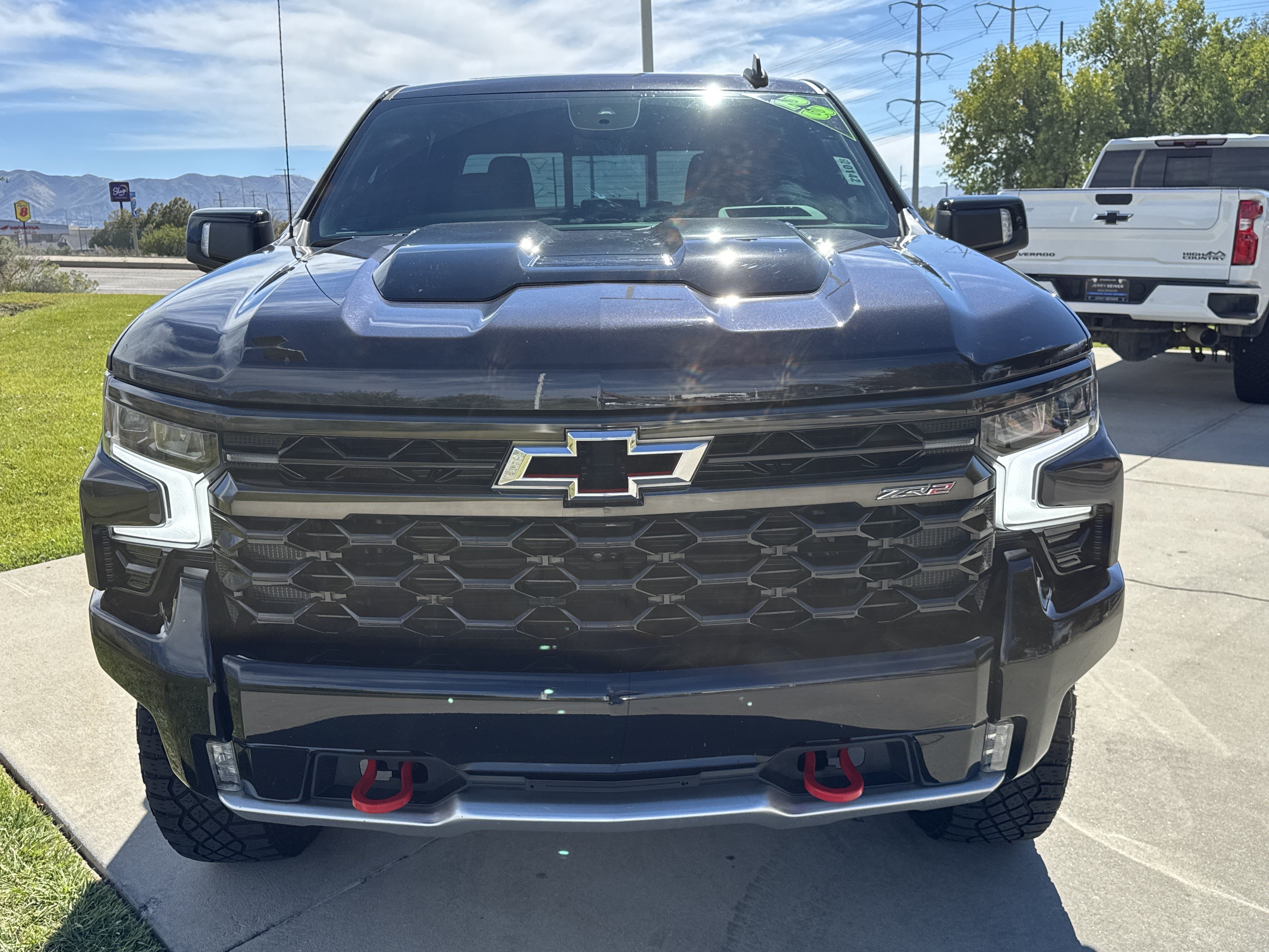 Used 2023 Chevrolet Silverado 1500 ZR2 w/ Technology Package AWD/4WD image 20