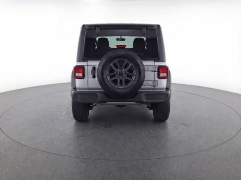 Used 2024 Jeep Wrangler Sport S image 7