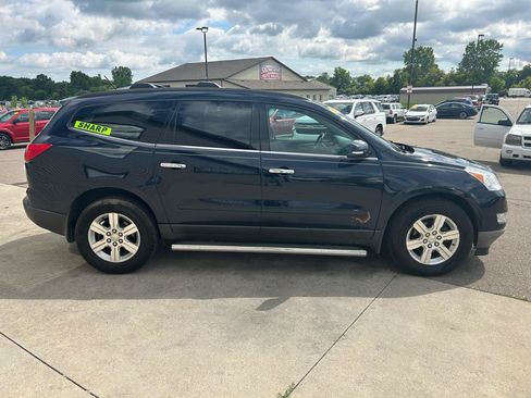 Used 2012 Chevrolet Traverse LT w/ LPO, 'HIT The Road' Package AWD/4WD image 4