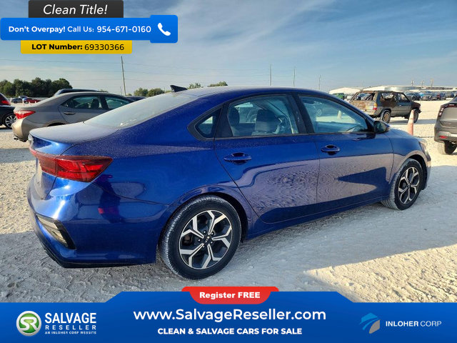 Used 2019 Kia Forte LXS FWD image 4