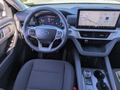 New 2026 Ford Explorer Active AWD/4WD image 17