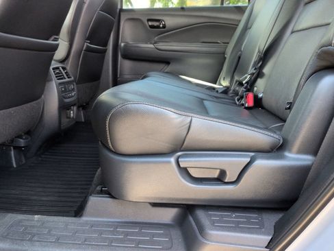 Used 2023 Honda Passport Elite image 23
