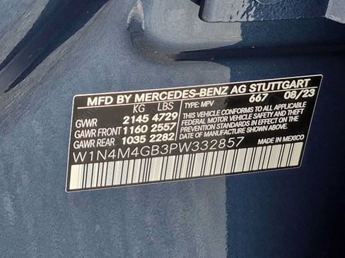 Used 2023 Mercedes-Benz GLB 250 image 36