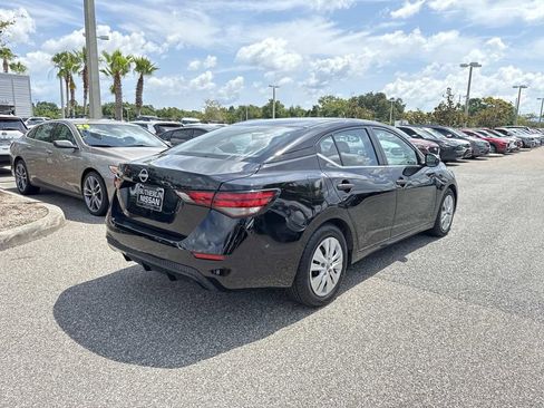 Certified 2024 Nissan Sentra S FWD image 4