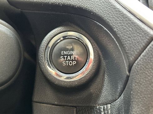 Used 2021 Subaru Forester Limited image 19