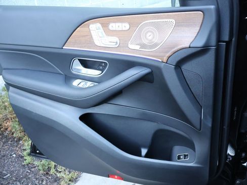 Certified 2025 Mercedes-Benz GLE 350 4MATIC image 38