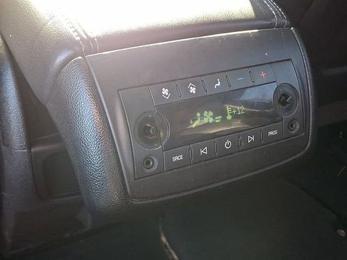 Used 2017 GMC Acadia Limited SLT image 12