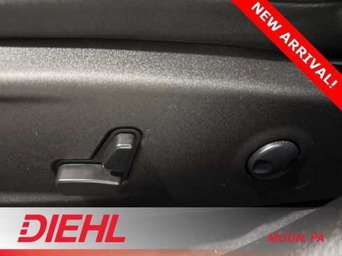 Used 2023 Dodge Charger R/T w/ Daytona Edition Group image 19