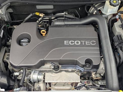 Used 2019 Chevrolet Equinox LS image 21