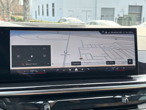 Used 2026 BMW X5 sDrive40i w/ M Sport Package image 28