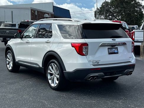 Used 2022 Ford Explorer Platinum w/ Equipment Group 601A AWD/4WD image 3