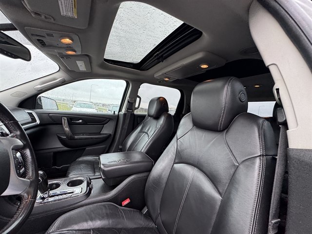 Used 2016 GMC Acadia SLT w/ Open Road Package AWD/4WD image 7