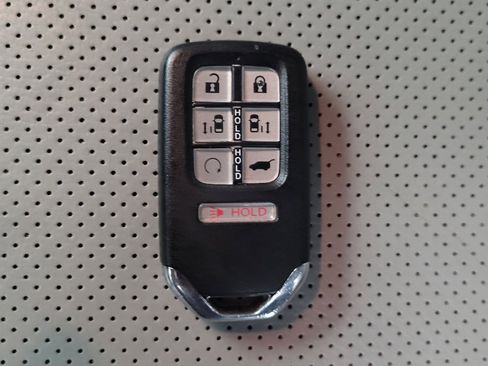 Used 2020 Honda Odyssey Elite image 32