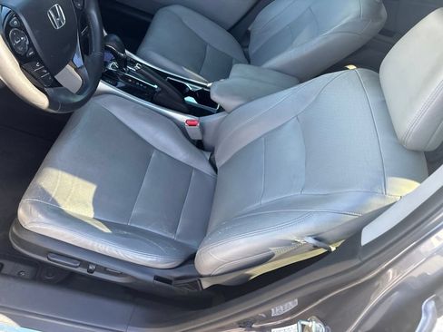 Used 2017 Honda Accord EX-L image 15