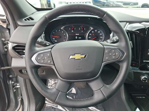 Used 2023 Chevrolet Traverse LT AWD/4WD image 18
