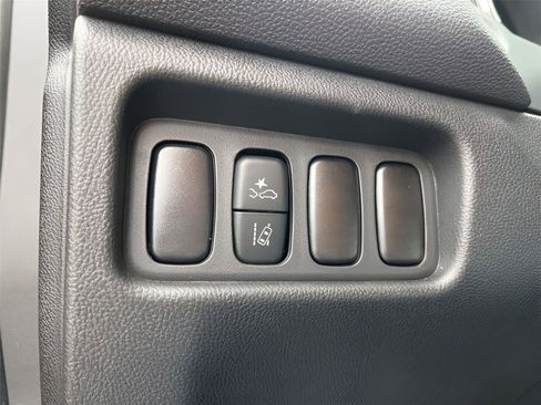 Used 2025 Mitsubishi Outlander Sport LE image 18