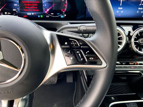 Used 2024 Mercedes-Benz CLA 250 image 21