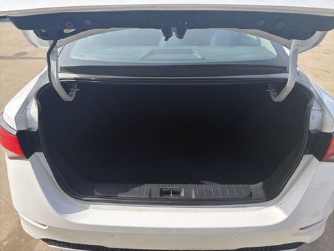 Used 2021 Nissan Sentra SV FWD image 9