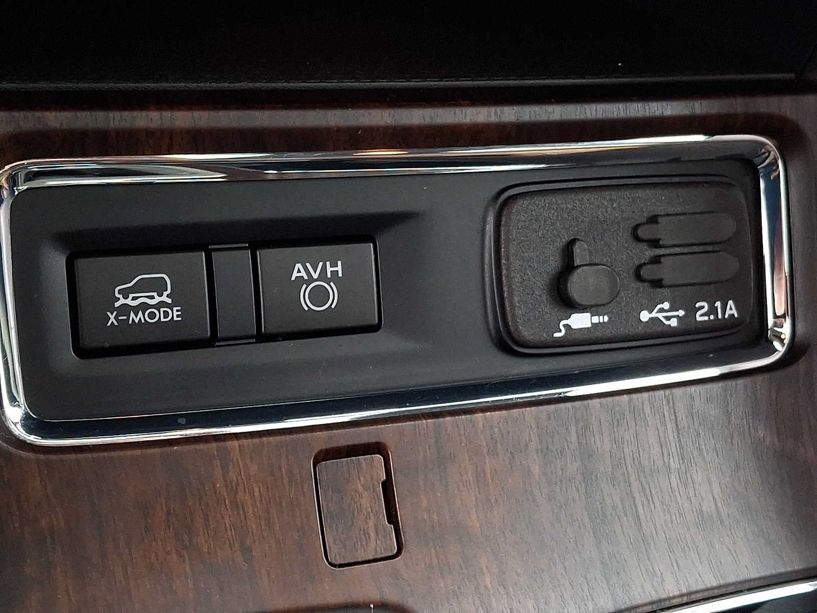 Used 2020 Subaru Ascent Touring AWD/4WD image 23