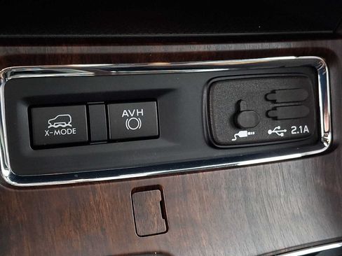 Used 2020 Subaru Ascent Touring AWD/4WD image 23