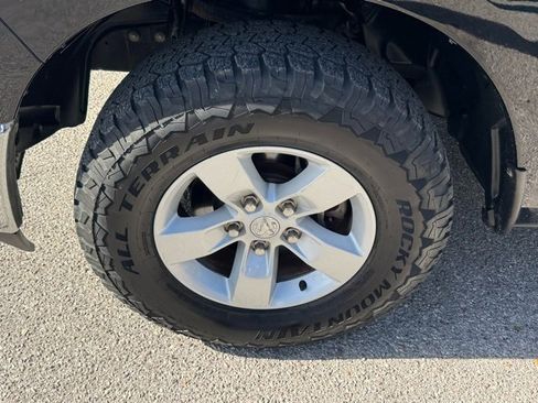 Used 2020 RAM 1500 Tradesman w/ Chrome Plus Package image 7