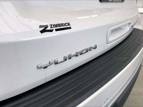 Certified 2024 GMC Yukon Denali w/ Denali Reserve Package AWD/4WD image 9