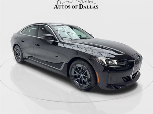 Used 2025 BMW i4 eDrive40 image 2
