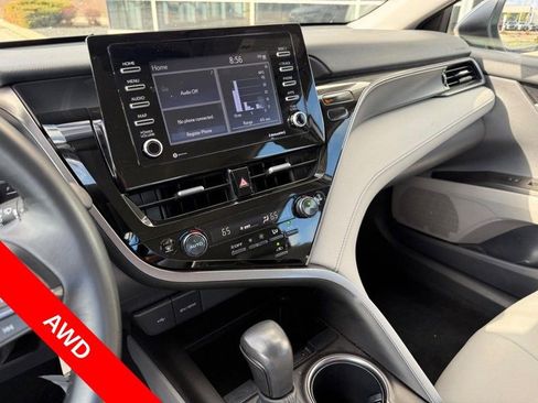 Used 2024 Toyota Camry SE AWD/4WD image 25