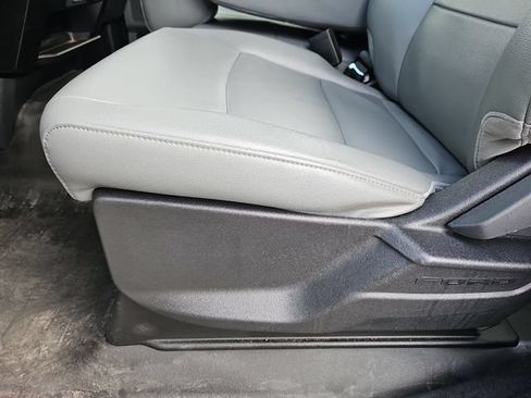 Certified 2024 Ford F150 XL RWD image 12