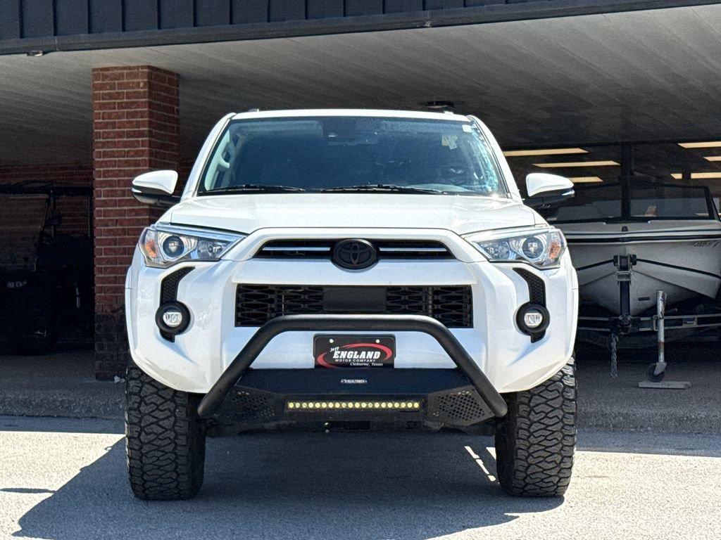Used 2023 Toyota 4Runner SR5 Premium w/ Moonroof Package AWD/4WD image 2