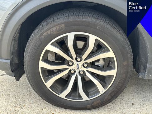 Certified 2025 Ford Explorer ST-Line AWD/4WD image 7