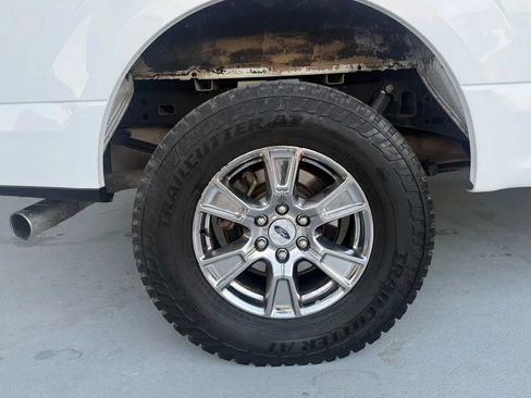 Used 2015 Ford F150 XLT w/ Equipment Group 302A Luxury image 9