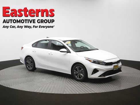 Used 2022 Kia Forte LXS FWD image 47