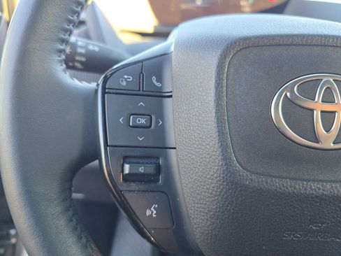 Used 2024 Toyota bZ4X XLE image 30