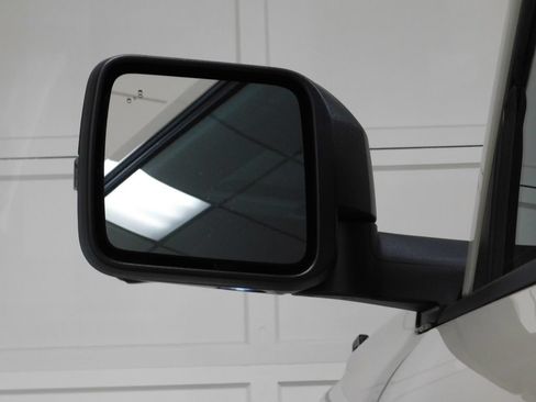 Used 2025 Ford Bronco Badlands AWD/4WD image 24