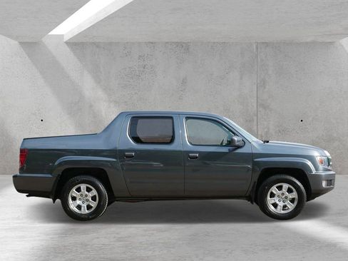 Used 2011 Honda Ridgeline RTS image 2
