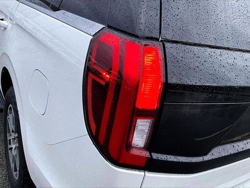 Certified 2025 Ford Expedition Active image 30