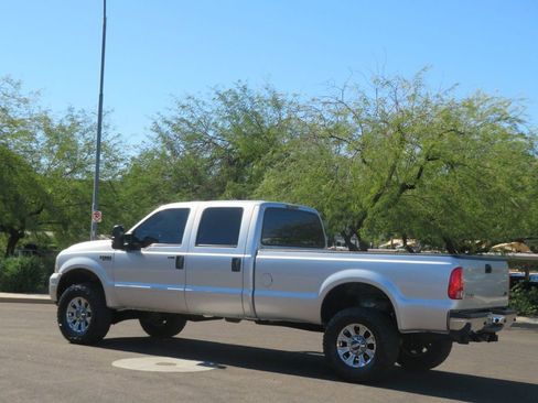 Used 2005 Ford F350 XLT image 5
