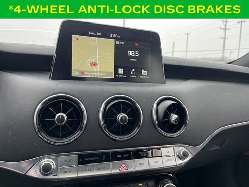 Used 2021 Kia Stinger GT1 image 18