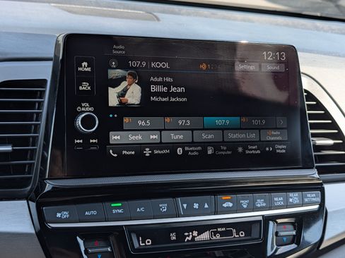 Used 2025 Honda Odyssey Sport-L image 22