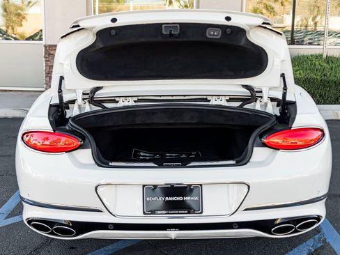 Certified 2024 Bentley Continental GT image 27