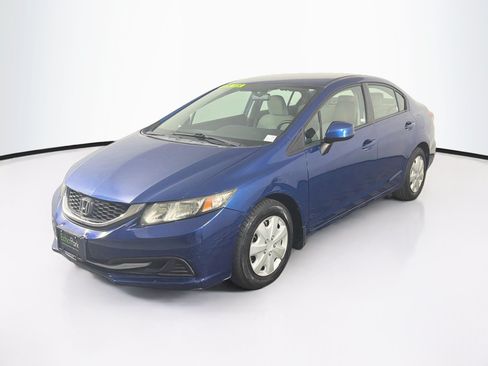 Used 2013 Honda Civic LX image 3