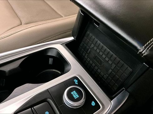 Used 2021 Ford Explorer Limited w/ Equipment Group 301A image 35