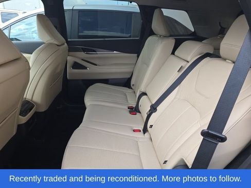 Used 2025 INFINITI QX60 Luxe AWD/4WD image 5