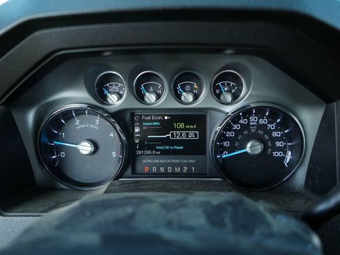 Used 2015 Ford F350 Lariat w/ Lariat Ultimate Package AWD/4WD image 27