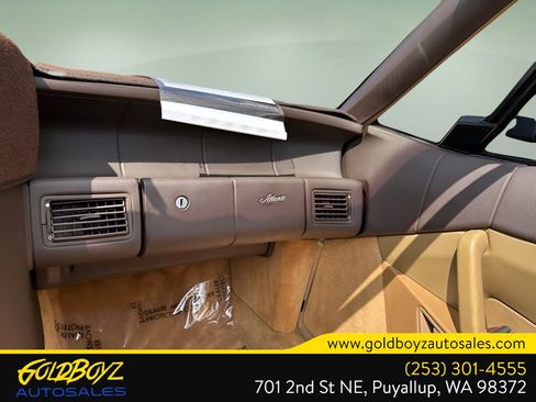 Used 1989 Cadillac Allante image 32