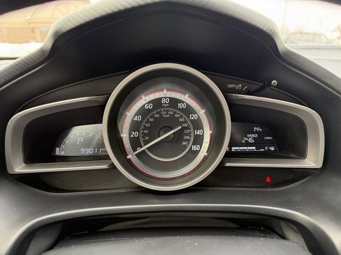 Used 2015 MAZDA MAZDA3 i Touring w/ Technology Package image 28